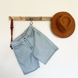 Fin and Vince Women’s Shorts Sz 8